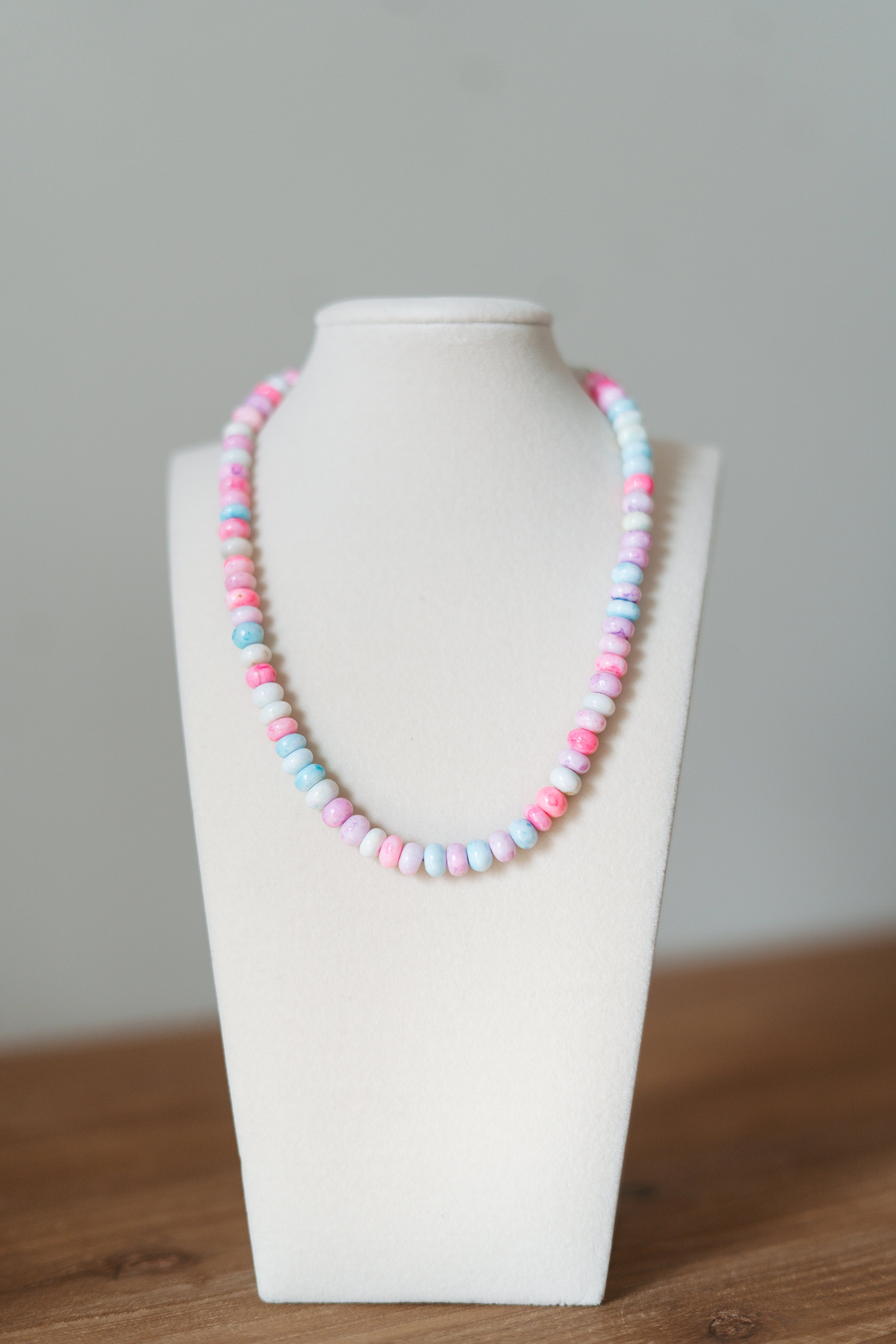 The Taffy Necklace